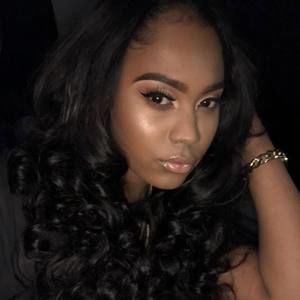 Meet your Posher, Shaila